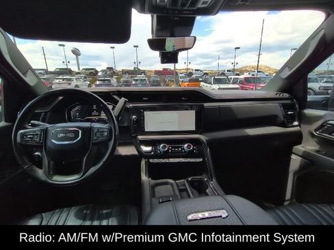 Used 2024 GMC Sierra 2500 AT4 w/ Technology Package AWD/4WD image 13