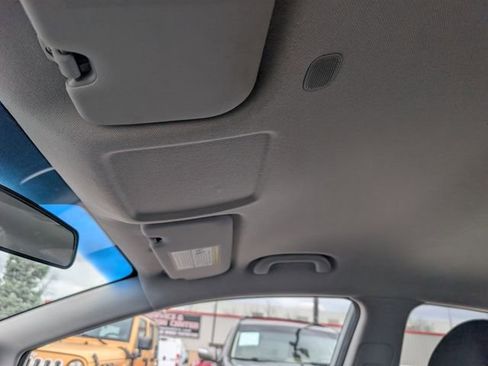 Used 2018 Kia Forte LX image 13