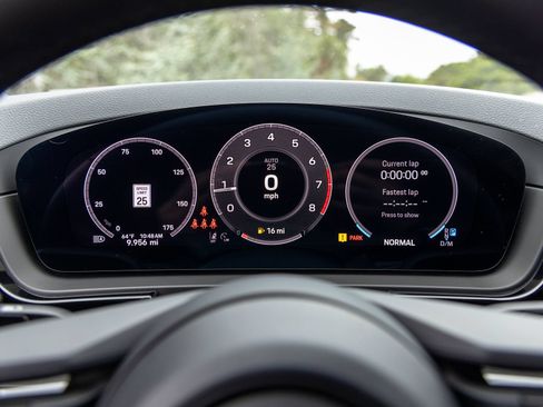 Certified 2026 Porsche Cayenne Coupe AWD/4WD image 33