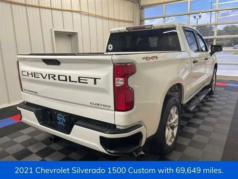 Used 2021 Chevrolet Silverado 1500 Custom AWD/4WD image 3