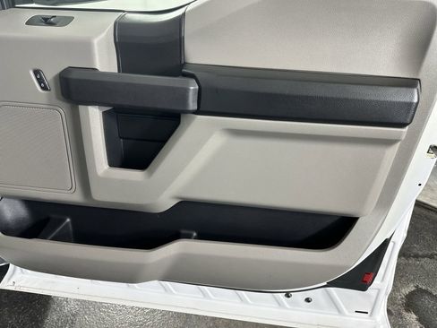 Used 2018 Ford F150 XL w/ Equipment Group 101A Mid image 36