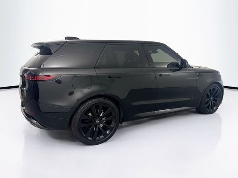 Used 2025 Land Rover Range Rover Sport Dynamic SE image 5