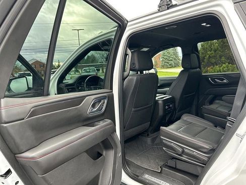 Used 2022 Chevrolet Tahoe RST w/ Luxury Package image 27