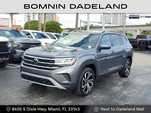 Used 2023 Volkswagen Atlas SEL image 2