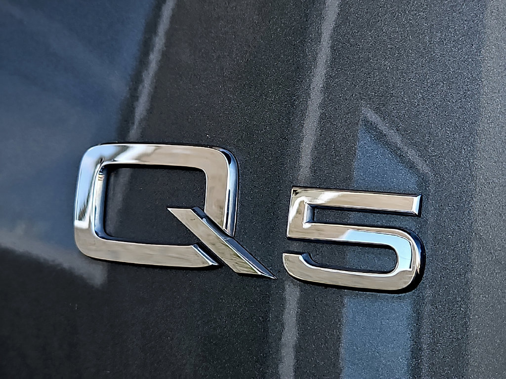 Used 2023 Audi Q5 2.0T Premium w/ Convenience Package AWD/4WD image 34
