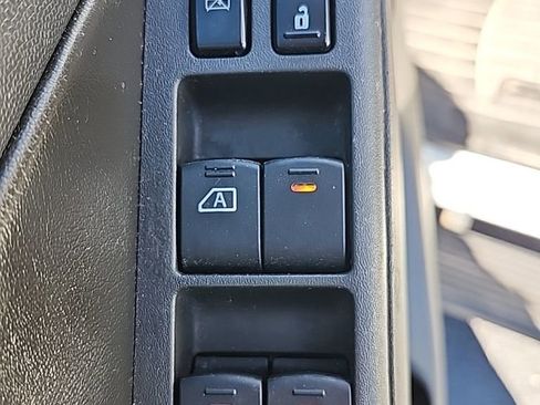 Used 2018 Nissan Frontier PRO-4X w/ Pro-4x Luxury Package image 27