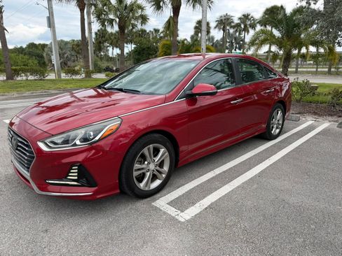 Used 2018 Hyundai Sonata SEL w/ Tech Package 02 FWD image 3