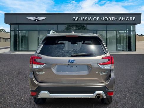 Used 2023 Subaru Forester Touring AWD/4WD image 6