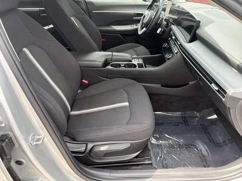 Certified 2024 Hyundai Sonata SEL w/ Convenience Package FWD image 13