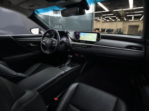 Used 2019 Lexus ES 350 image 46