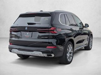 New 2026 BMW X5 xDrive40i w/ Climate Comfort Package video 2