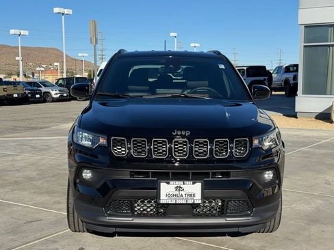 New 2026 Jeep Compass Latitude image 2