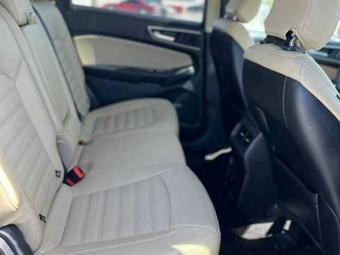 Used 2016 Ford Edge SEL w/ Equipment Group 201A FWD image 13
