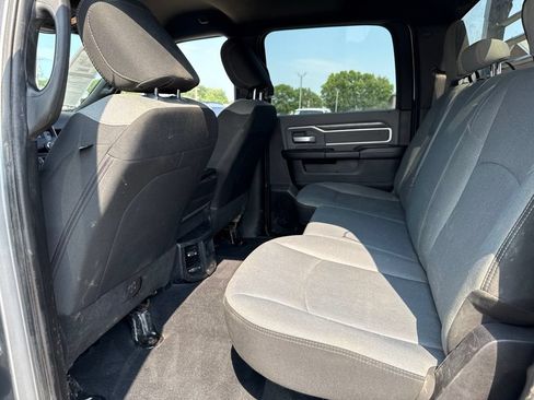 Used 2022 RAM 2500 Big Horn AWD/4WD image 40