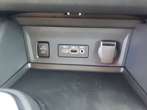 New 2025 Nissan Sentra SR w/ SR Premium Package image 18