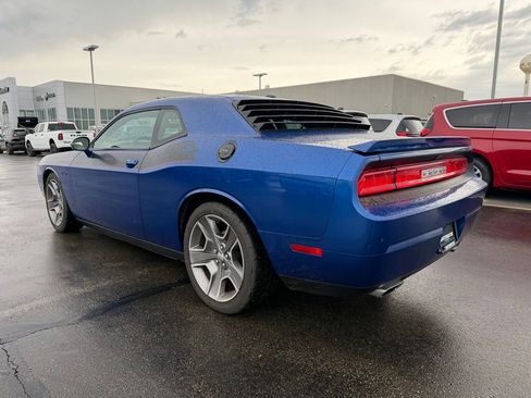 Used 2012 Dodge Challenger R/T image 11
