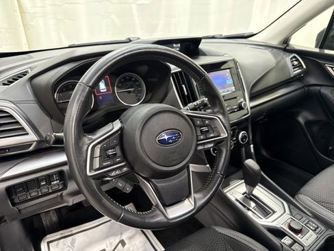 Used 2019 Subaru Forester Premium AWD/4WD image 25