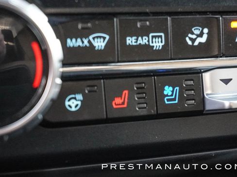 Used 2025 Ford F250 Lariat w/ Chrome Package image 42