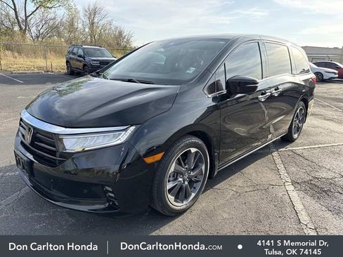 Used 2022 Honda Odyssey Elite image 3