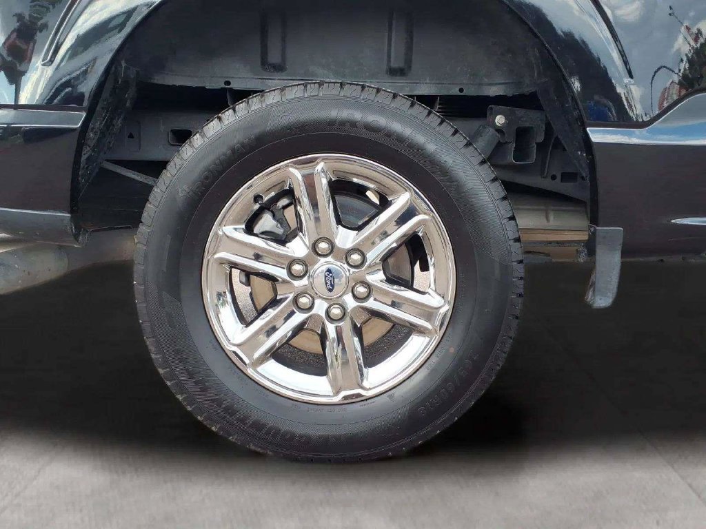 Used 2025 Ford F150 XLT w/ Equipment Group 301A Standard RWD image 20