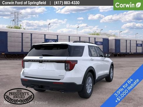 New 2026 Ford Explorer Active AWD/4WD image 10
