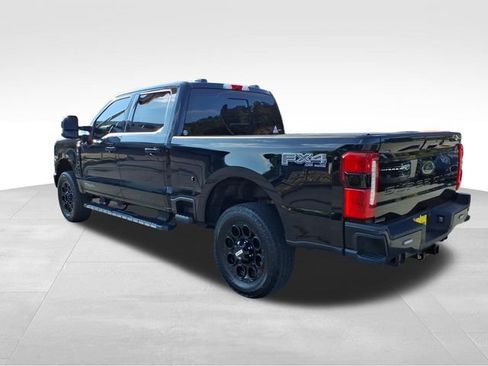 Used 2025 Ford F350 Lariat w/ Lariat Ultimate Package AWD/4WD image 7