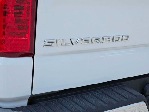 Used 2025 Chevrolet Silverado 1500 LT RWD image 14