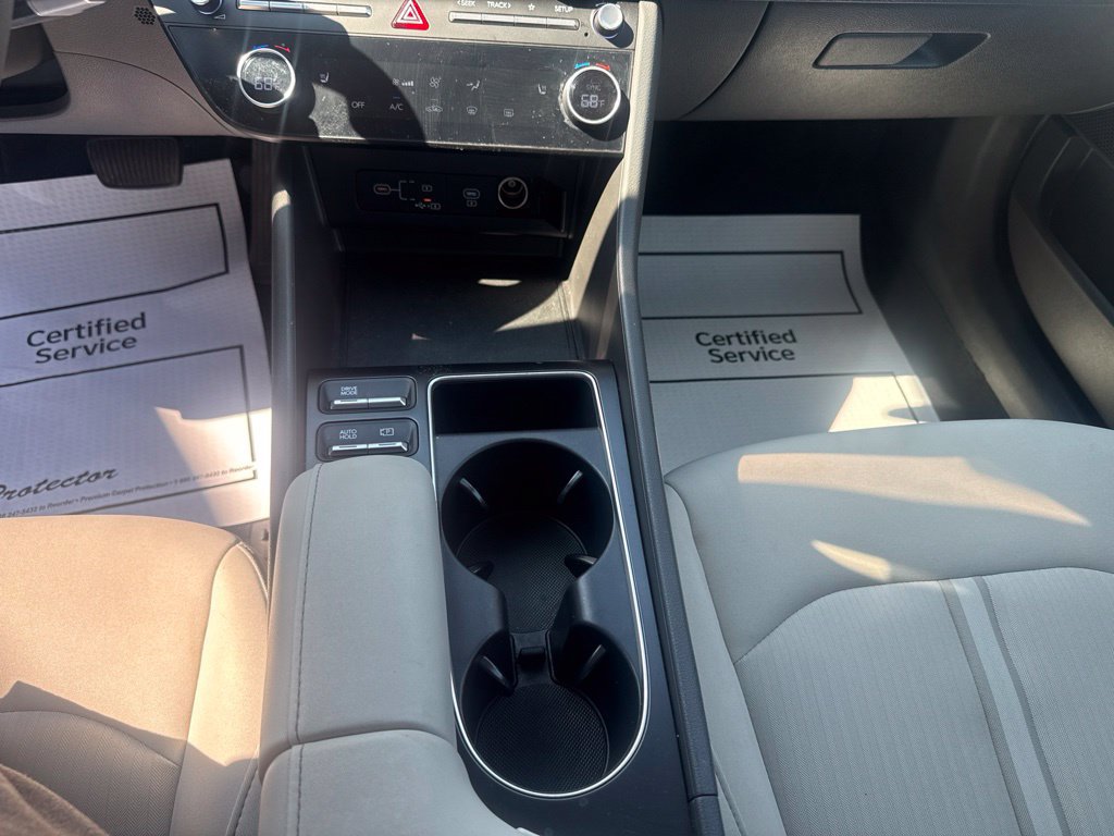 Used 2025 Hyundai Sonata SEL FWD image 21