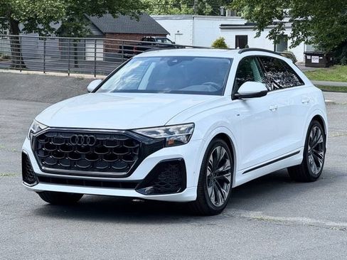 New 2026 Audi Q8 Premium Plus AWD/4WD image 4