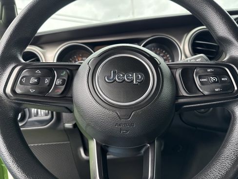Used 2018 Jeep Wrangler Unlimited Sport AWD/4WD image 18
