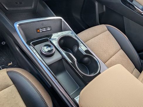 New 2026 Chevrolet Equinox ACTIV w/ Convenience Package III FWD image 12