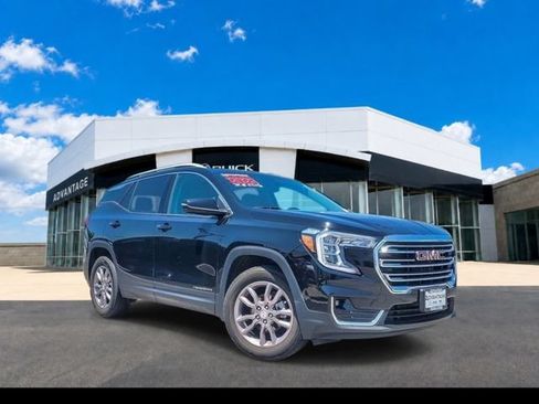 Certified 2023 GMC Terrain SLT w/ LPO, Floor Liner Package FWD image 2