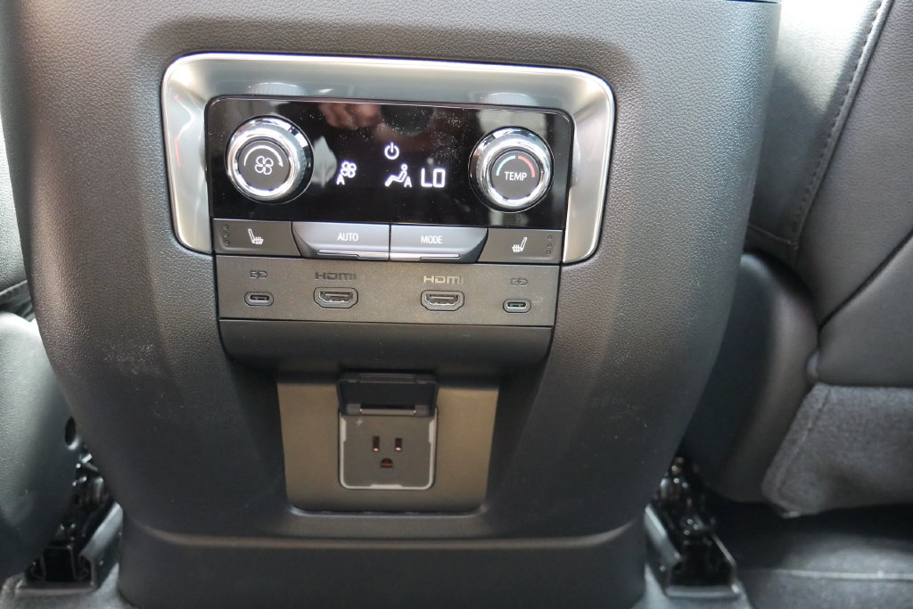 New 2026 Chevrolet Tahoe Premier AWD/4WD image 22