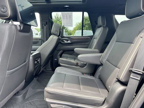 Used 2023 Chevrolet Tahoe Premier w/ Premium Package 2 AWD/4WD image 24