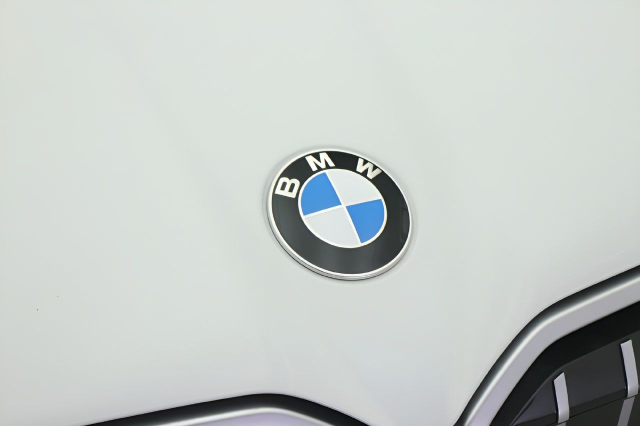 Used 2026 BMW X3 xDrive30i AWD/4WD image 25