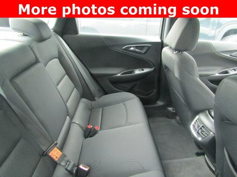 Used 2023 Chevrolet Malibu LT FWD image 12