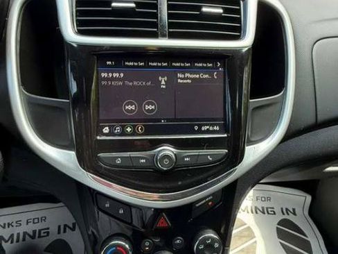 Used 2020 Chevrolet Sonic LT FWD image 2