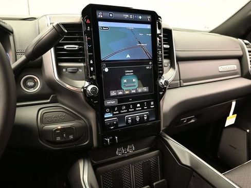 New 2026 RAM 2500 Laramie AWD/4WD image 43