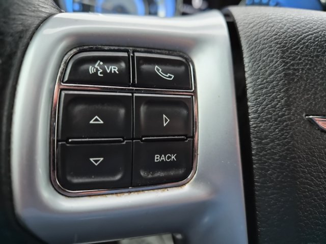 Used 2012 Chrysler 300 Limited AWD/4WD image 18