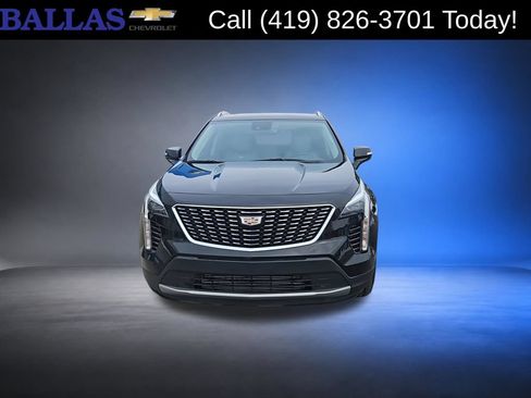 Certified 2023 Cadillac XT4 Premium Luxury AWD/4WD image 3