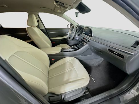 Used 2023 Hyundai Sonata SE FWD image 28