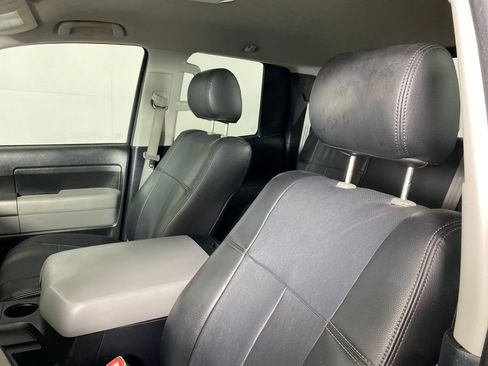 Used 2011 Toyota Tundra 2WD Double Cab image 9