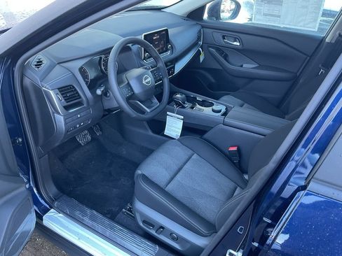 New 2026 Nissan Rogue SV w/ Cold Weather Package AWD/4WD image 10