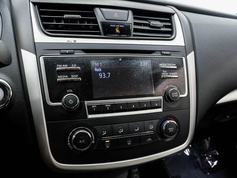 Used 2017 Nissan Altima 2.5 SR w/ Midnight Edition Package image 25