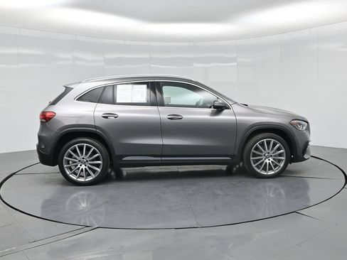 Used 2022 Mercedes-Benz GLA 250 4MATIC image 32