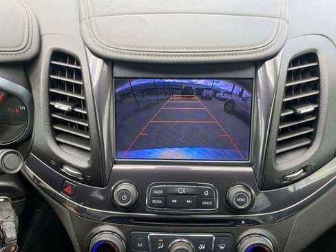 Used 2014 Chevrolet Impala LT w/ Convenience Package FWD image 33