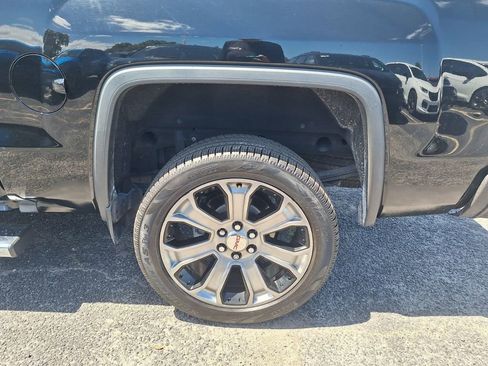 Used 2018 GMC Sierra 1500 Denali RWD image 25