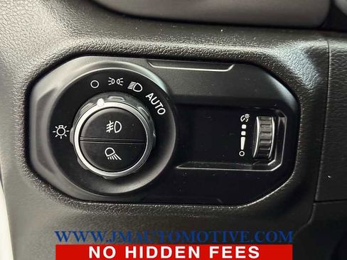 Used 2023 Jeep Gladiator Sport image 42