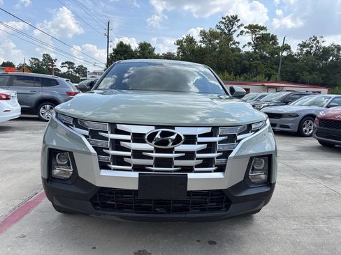 Used 2023 Hyundai Santa Cruz SE image 3