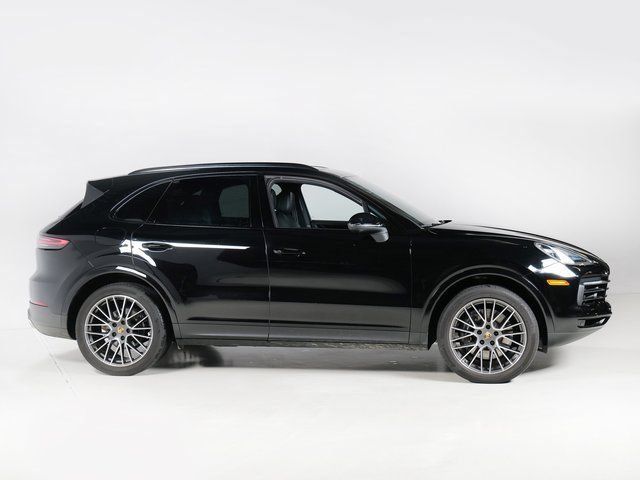 Certified 2023 Porsche Cayenne AWD/4WD image 8